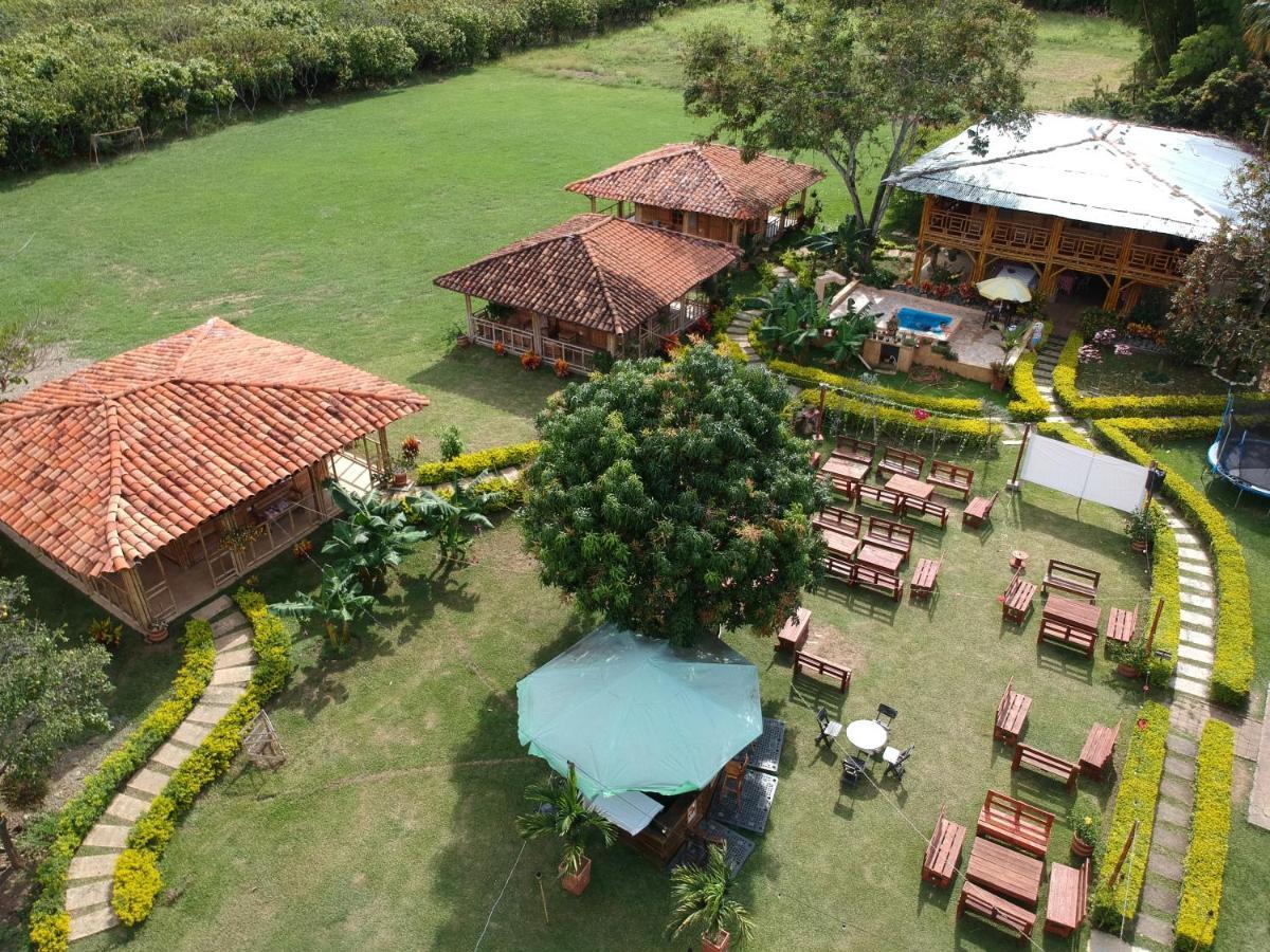 Hotel Campestre Campos Verdes Roldanillo Exterior photo