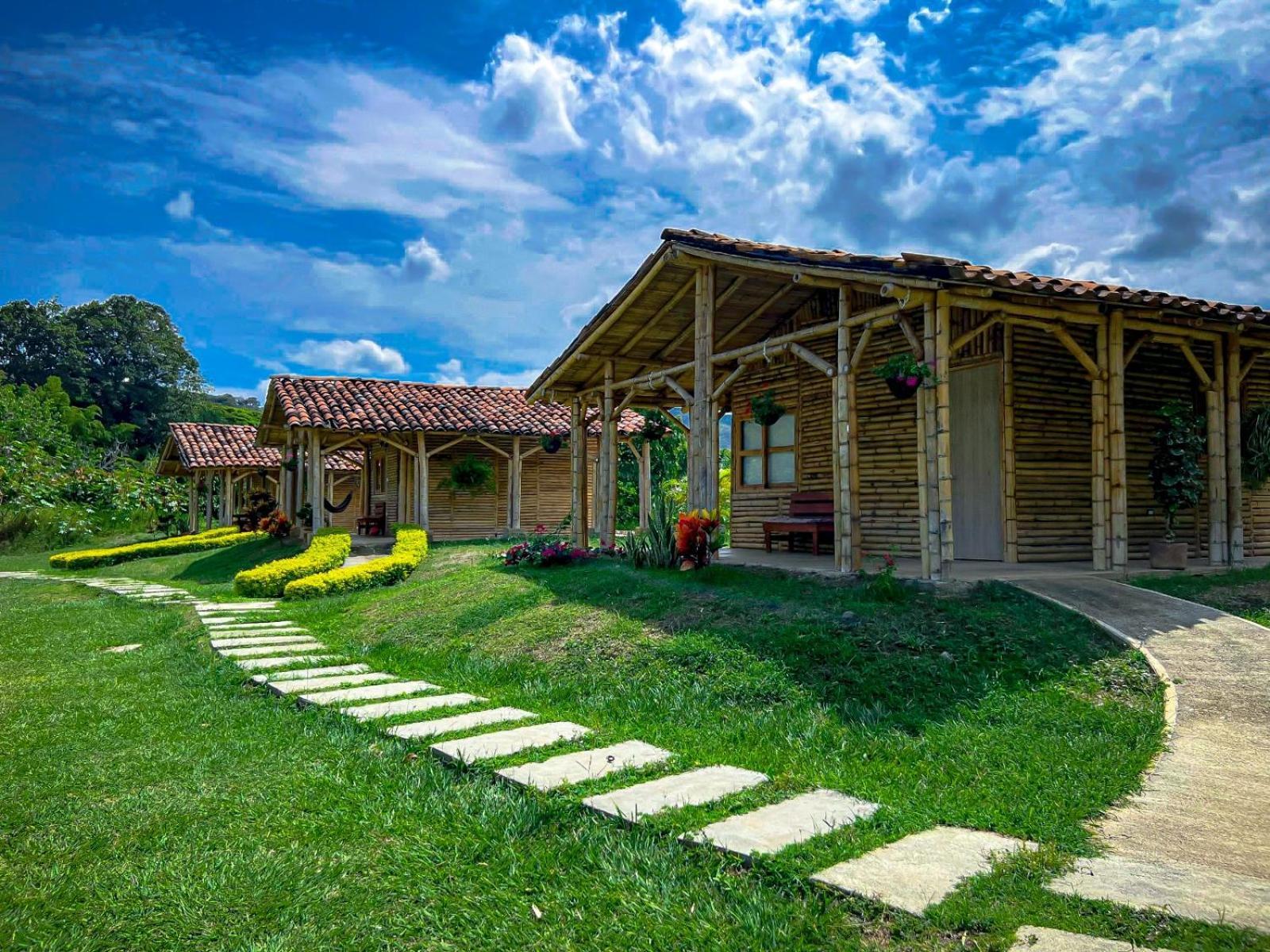 Hotel Campestre Campos Verdes Roldanillo Exterior photo